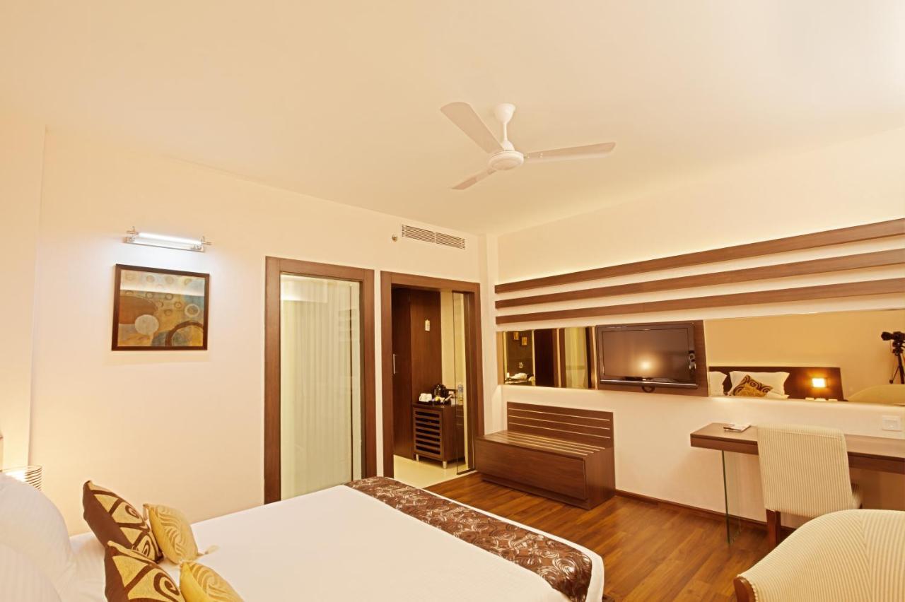 The Central Park Rourkela Екстер'єр фото